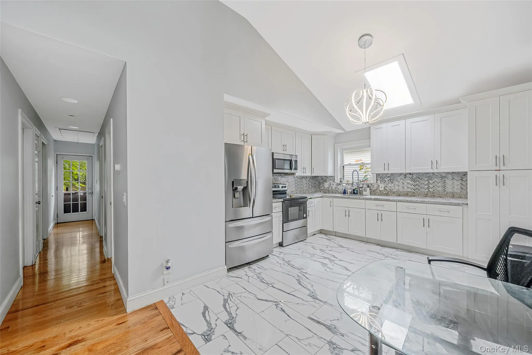 413 Glen Drive, Brookhaven, NY, 5 Bedrooms Bedrooms, 10 Rooms Rooms,3 BathroomsBathrooms,Residential,For Rent,Glen,0,1038100 413 Glen Drive, Brookhaven, NY, 5 Bedrooms Bedrooms, 10 Rooms Rooms,3 BathroomsBathrooms,Residential,For Rent,Glen,0,1038100