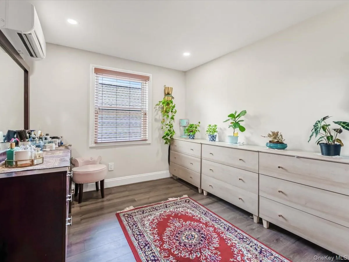 1517 Falmouth Avenue, North Hempstead, NY, 4 Bedrooms Bedrooms, 9 Rooms Rooms,2 BathroomsBathrooms,Residential,For Rent,Falmouth,0,1038108 1517 Falmouth Avenue, North Hempstead, NY, 4 Bedrooms Bedrooms, 9 Rooms Rooms,2 BathroomsBathrooms,Residential,For Rent,Falmouth,0,1038108