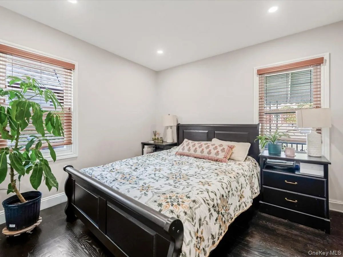 1517 Falmouth Avenue, North Hempstead, NY, 4 Bedrooms Bedrooms, 9 Rooms Rooms,2 BathroomsBathrooms,Residential,For Rent,Falmouth,0,1038108 1517 Falmouth Avenue, North Hempstead, NY, 4 Bedrooms Bedrooms, 9 Rooms Rooms,2 BathroomsBathrooms,Residential,For Rent,Falmouth,0,1038108