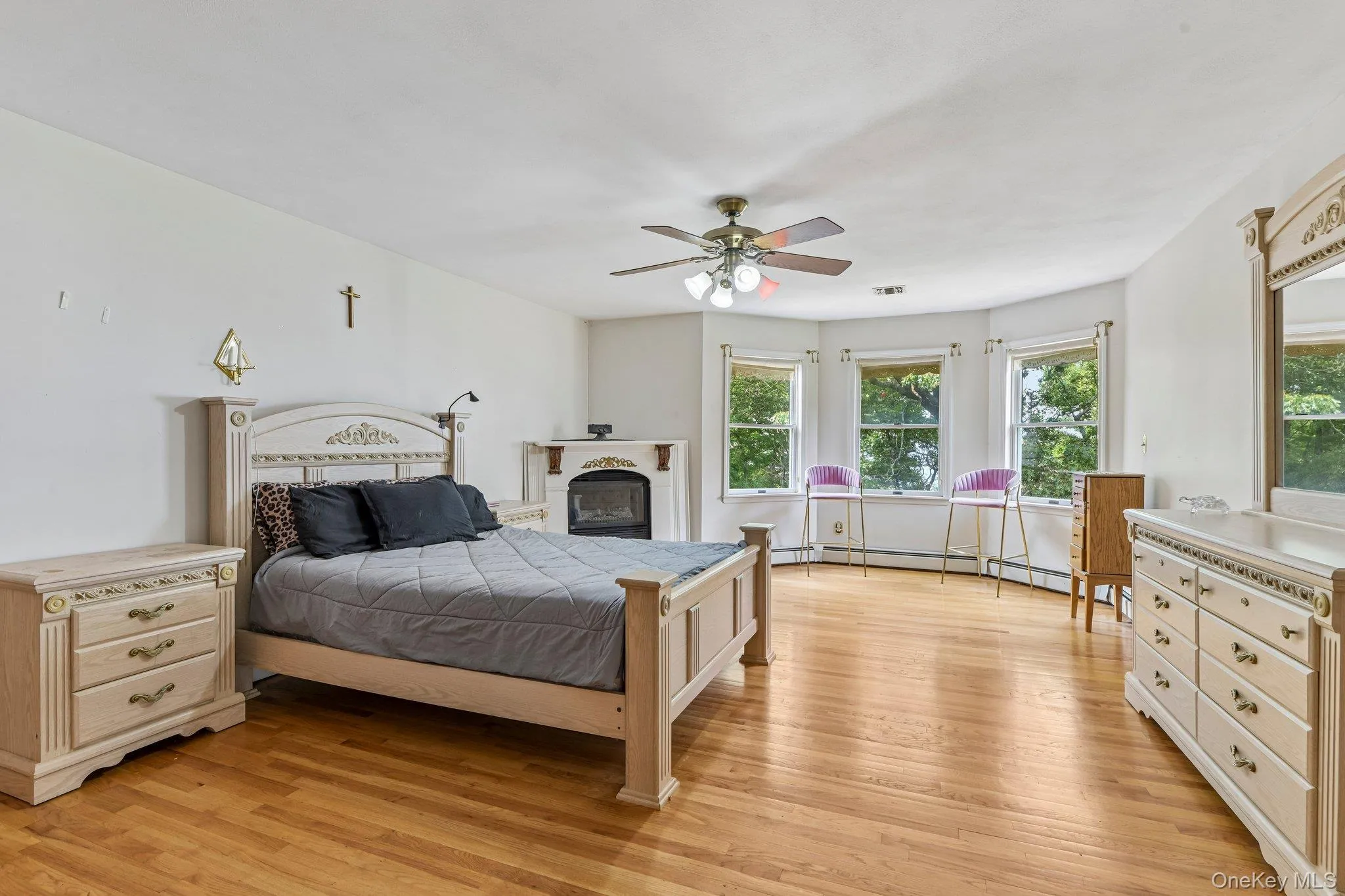2 Penny Lane, Smithtown, NY, 5 Bedrooms Bedrooms, 9 Rooms Rooms,3 BathroomsBathrooms,Residential,For Rent,Penny,0,1038110 2 Penny Lane, Smithtown, NY, 5 Bedrooms Bedrooms, 9 Rooms Rooms,3 BathroomsBathrooms,Residential,For Rent,Penny,0,1038110