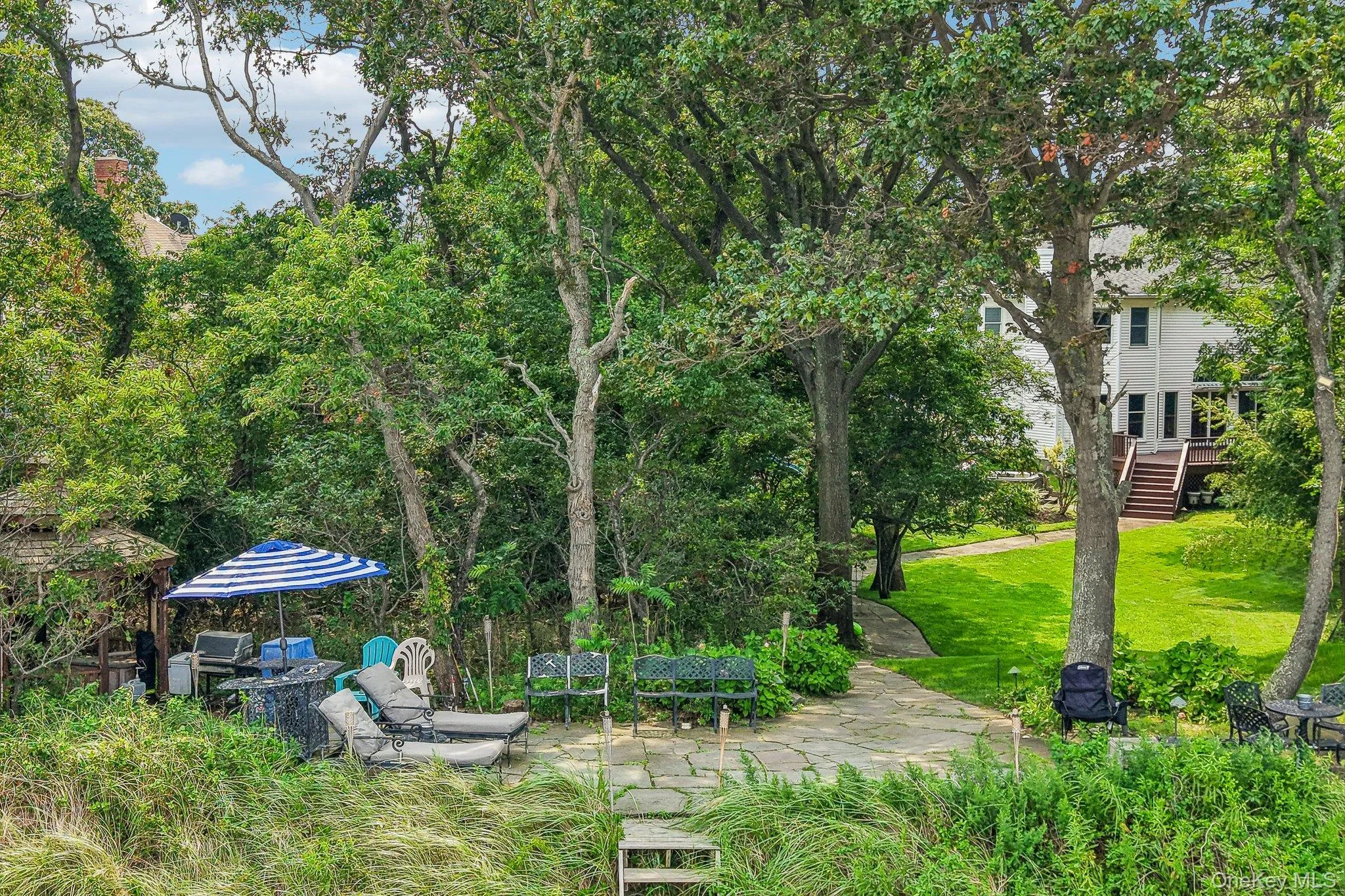 2 Penny Lane, Smithtown, NY, 5 Bedrooms Bedrooms, 9 Rooms Rooms,3 BathroomsBathrooms,Residential,For Rent,Penny,0,1038110 2 Penny Lane, Smithtown, NY, 5 Bedrooms Bedrooms, 9 Rooms Rooms,3 BathroomsBathrooms,Residential,For Rent,Penny,0,1038110