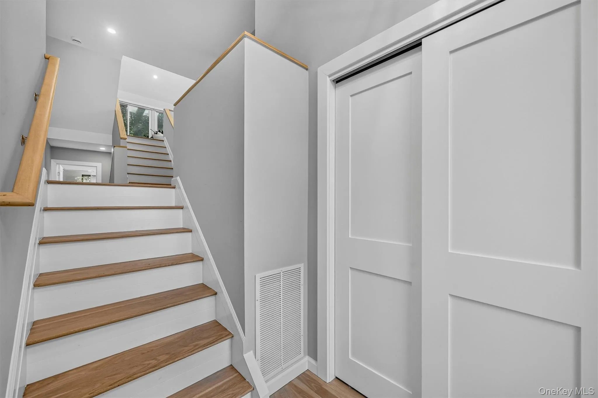 109 Woods End Road, New Castle, NY, 2 Bedrooms Bedrooms, 7 Rooms Rooms,2 BathroomsBathrooms,Residential Lease,For Rent,Woods End,0,1038111 109 Woods End Road, New Castle, NY, 2 Bedrooms Bedrooms, 7 Rooms Rooms,2 BathroomsBathrooms,Residential Lease,For Rent,Woods End,0,1038111