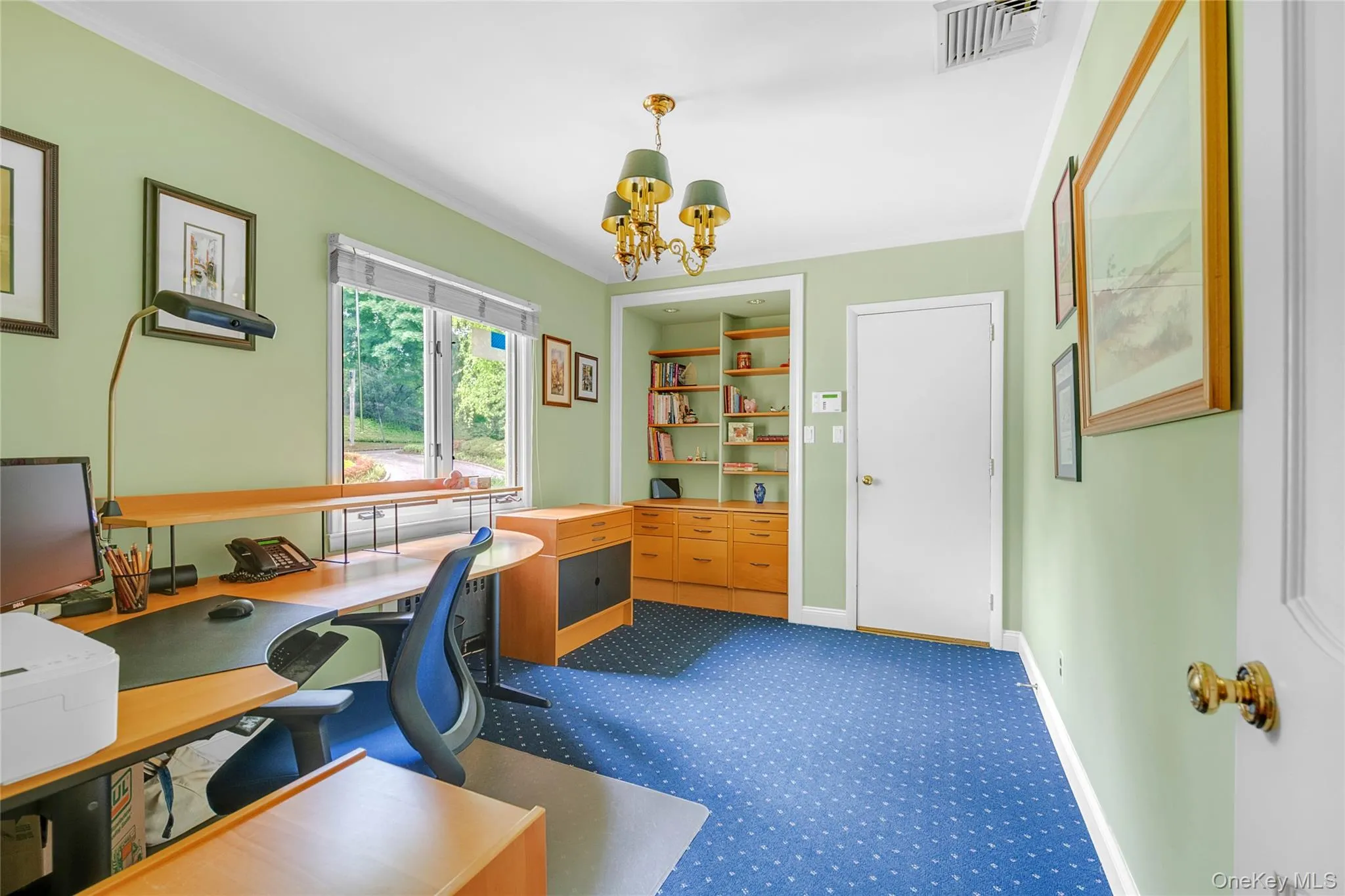 Office/Den Office/Den