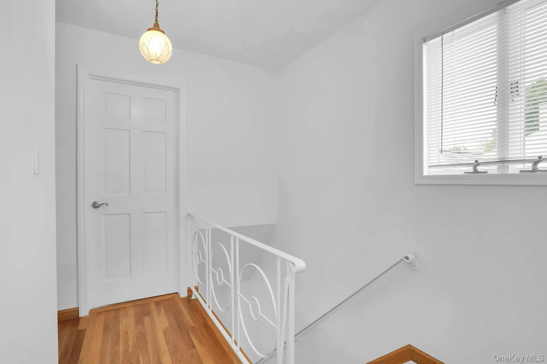 2nd Floor. 2nd Floor.