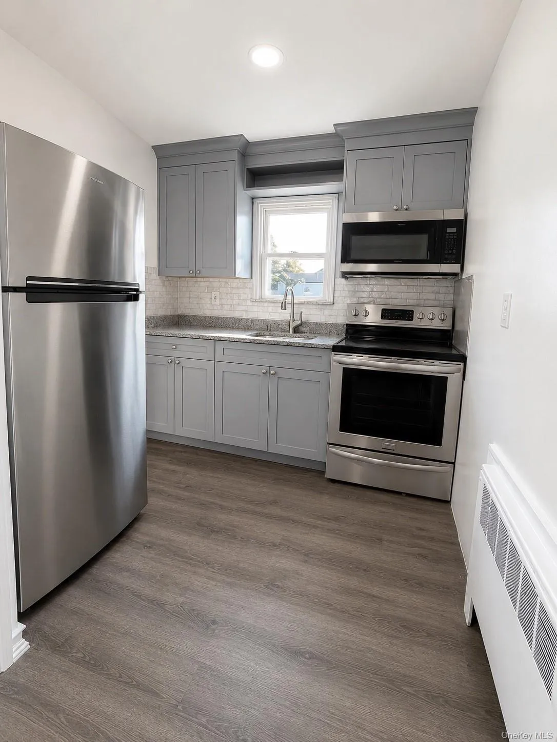 1333 5th Avenue, Islip, NY, 2 Bedroom Bedrooms, 5 Room Rooms,1 BathroomBathrooms,Residential Lease,For Rent,5th,0,1038120 1333 5th Avenue, Islip, NY, 2 Bedroom Bedrooms, 5 Room Rooms,1 BathroomBathrooms,Residential Lease,For Rent,5th,0,1038120