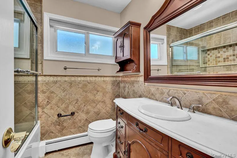 240 Woodhull Avenue, Brookhaven, NY, 5 Bedrooms Bedrooms, 11 Rooms Rooms,4 BathroomsBathrooms,Residential,For Rent,Woodhull,0,1038124 240 Woodhull Avenue, Brookhaven, NY, 5 Bedrooms Bedrooms, 11 Rooms Rooms,4 BathroomsBathrooms,Residential,For Rent,Woodhull,0,1038124
