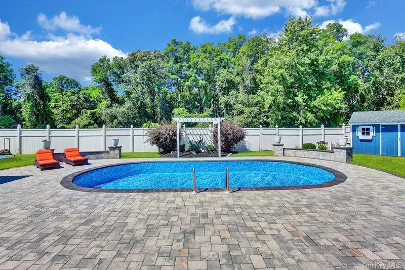 240 Woodhull Avenue, Brookhaven, NY, 5 Bedrooms Bedrooms, 11 Rooms Rooms,4 BathroomsBathrooms,Residential,For Rent,Woodhull,0,1038124 240 Woodhull Avenue, Brookhaven, NY, 5 Bedrooms Bedrooms, 11 Rooms Rooms,4 BathroomsBathrooms,Residential,For Rent,Woodhull,0,1038124