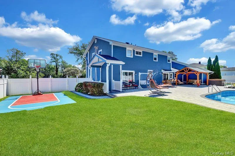 240 Woodhull Avenue, Brookhaven, NY, 5 Bedrooms Bedrooms, 11 Rooms Rooms,4 BathroomsBathrooms,Residential,For Rent,Woodhull,0,1038124 240 Woodhull Avenue, Brookhaven, NY, 5 Bedrooms Bedrooms, 11 Rooms Rooms,4 BathroomsBathrooms,Residential,For Rent,Woodhull,0,1038124