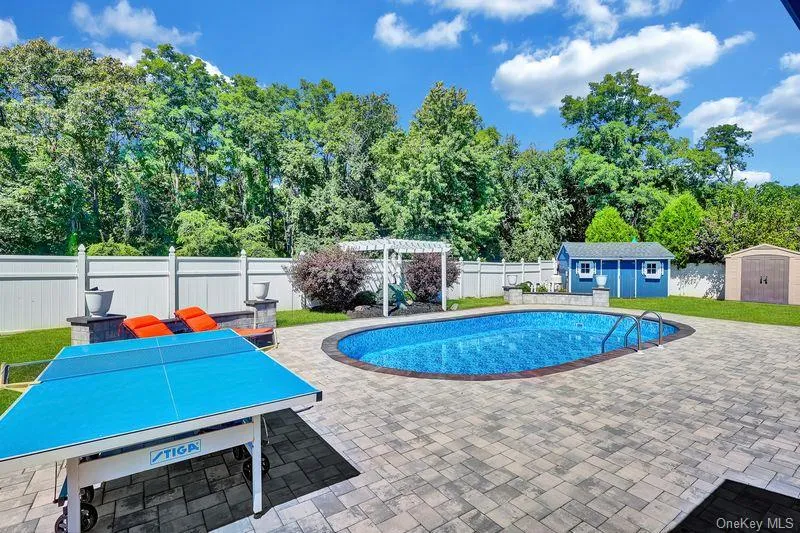 240 Woodhull Avenue, Brookhaven, NY, 5 Bedrooms Bedrooms, 11 Rooms Rooms,4 BathroomsBathrooms,Residential,For Rent,Woodhull,0,1038124 240 Woodhull Avenue, Brookhaven, NY, 5 Bedrooms Bedrooms, 11 Rooms Rooms,4 BathroomsBathrooms,Residential,For Rent,Woodhull,0,1038124
