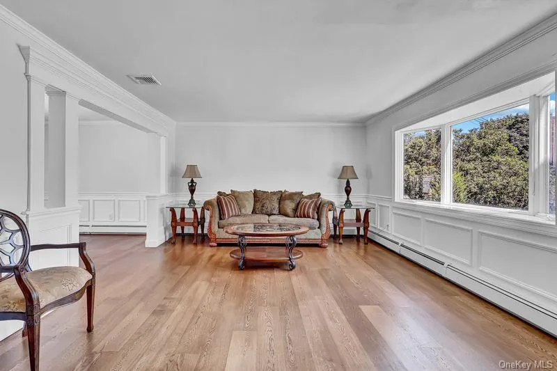 240 Woodhull Avenue, Brookhaven, NY, 5 Bedrooms Bedrooms, 11 Rooms Rooms,4 BathroomsBathrooms,Residential,For Rent,Woodhull,0,1038124 240 Woodhull Avenue, Brookhaven, NY, 5 Bedrooms Bedrooms, 11 Rooms Rooms,4 BathroomsBathrooms,Residential,For Rent,Woodhull,0,1038124