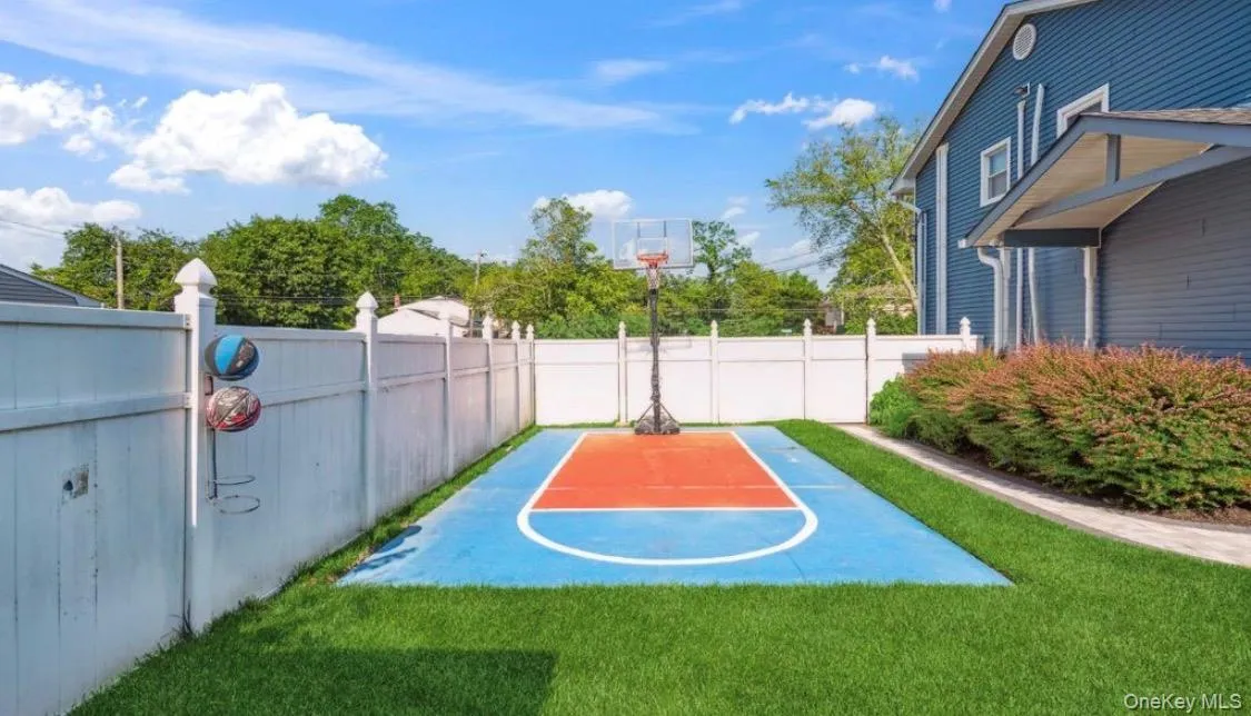 240 Woodhull Avenue, Brookhaven, NY, 5 Bedrooms Bedrooms, 11 Rooms Rooms,4 BathroomsBathrooms,Residential,For Rent,Woodhull,0,1038124 240 Woodhull Avenue, Brookhaven, NY, 5 Bedrooms Bedrooms, 11 Rooms Rooms,4 BathroomsBathrooms,Residential,For Rent,Woodhull,0,1038124