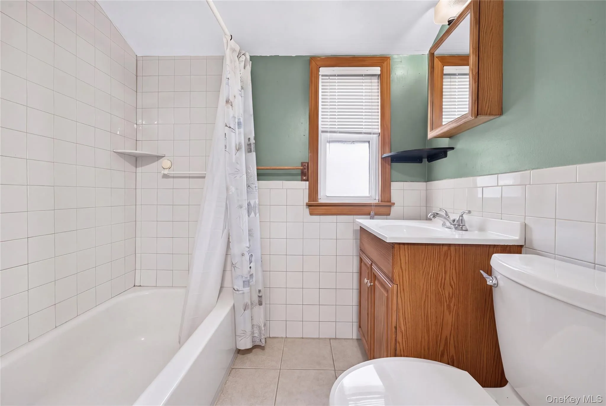 17 Heathcote Road, Babylon, NY, 4 Bedrooms Bedrooms, 8 Rooms Rooms,2 BathroomsBathrooms,Residential,For Rent,Heathcote,0,1038125 17 Heathcote Road, Babylon, NY, 4 Bedrooms Bedrooms, 8 Rooms Rooms,2 BathroomsBathrooms,Residential,For Rent,Heathcote,0,1038125