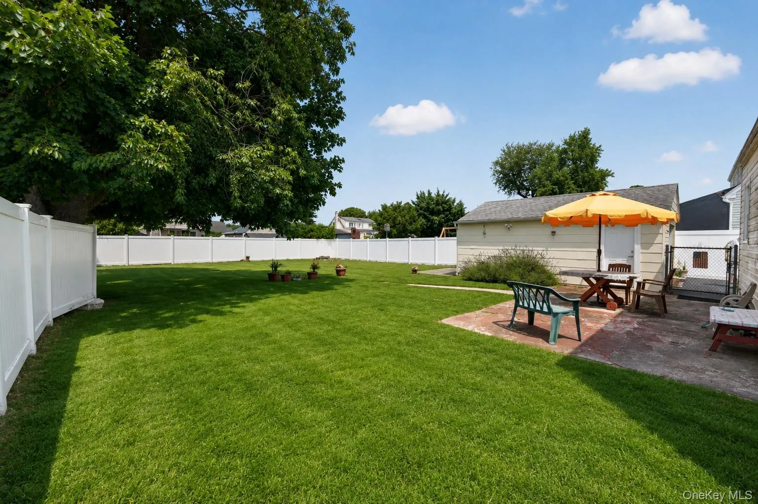 17 Heathcote Road, Babylon, NY, 4 Bedrooms Bedrooms, 8 Rooms Rooms,2 BathroomsBathrooms,Residential,For Rent,Heathcote,0,1038125 17 Heathcote Road, Babylon, NY, 4 Bedrooms Bedrooms, 8 Rooms Rooms,2 BathroomsBathrooms,Residential,For Rent,Heathcote,0,1038125