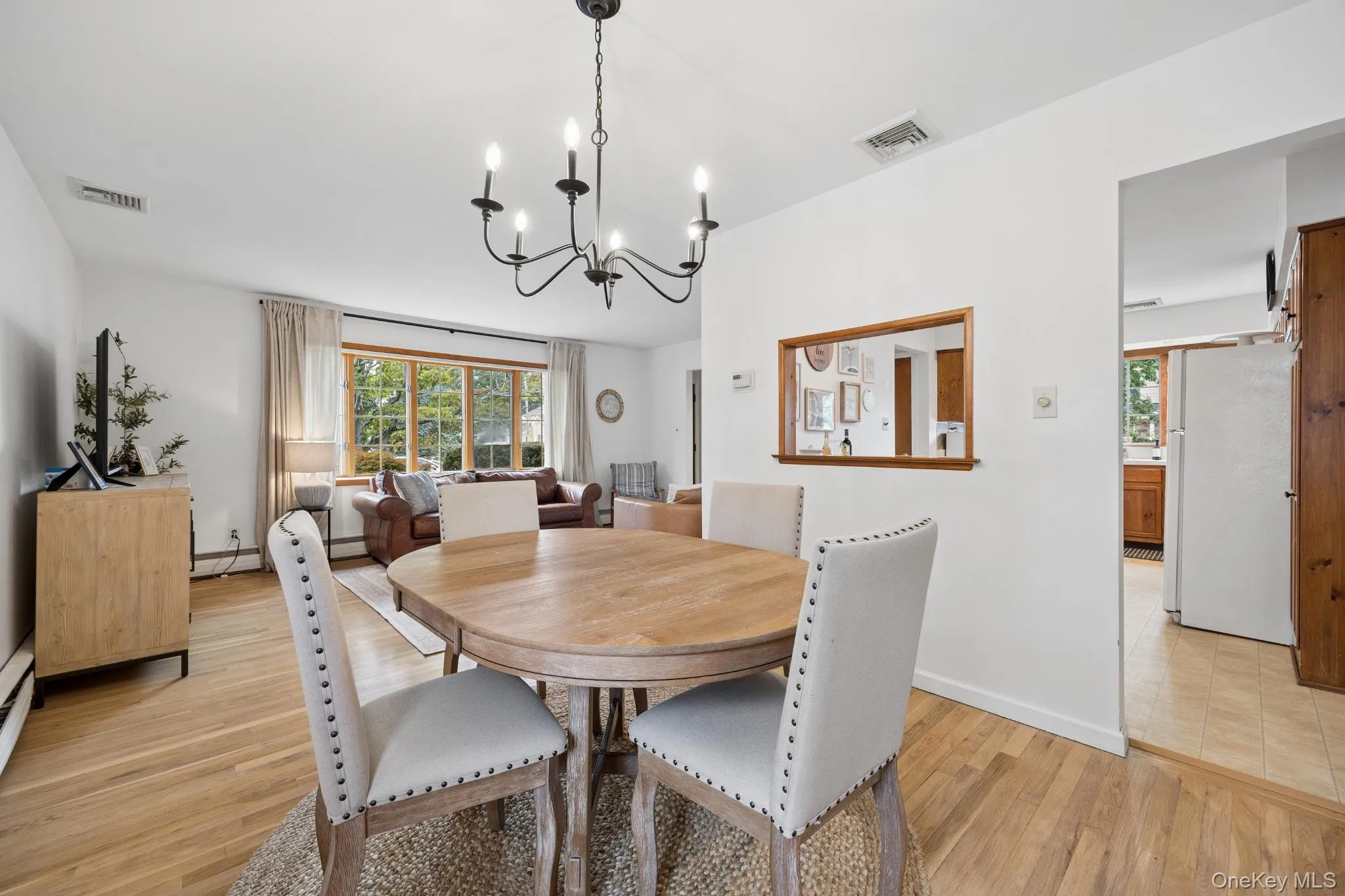 151 East Boulevard, Oyster Bay, NY, 3 Bedrooms Bedrooms, 6 Rooms Rooms,1 BathroomBathrooms,Residential,For Rent,East,0,1038136 151 East Boulevard, Oyster Bay, NY, 3 Bedrooms Bedrooms, 6 Rooms Rooms,1 BathroomBathrooms,Residential,For Rent,East,0,1038136