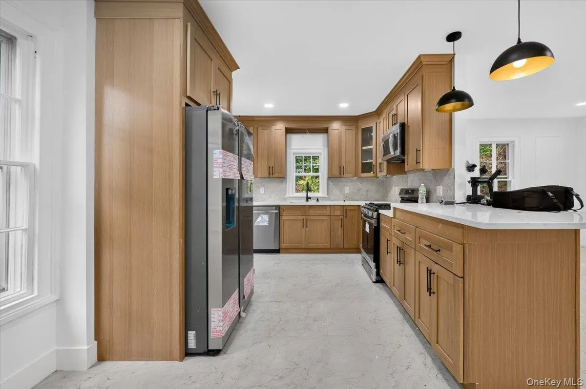 148 Main Street, North Hempstead, NY, 4 Bedrooms Bedrooms, 8 Rooms Rooms,3 BathroomsBathrooms,Residential,For Rent,Main,0,1038137 148 Main Street, North Hempstead, NY, 4 Bedrooms Bedrooms, 8 Rooms Rooms,3 BathroomsBathrooms,Residential,For Rent,Main,0,1038137
