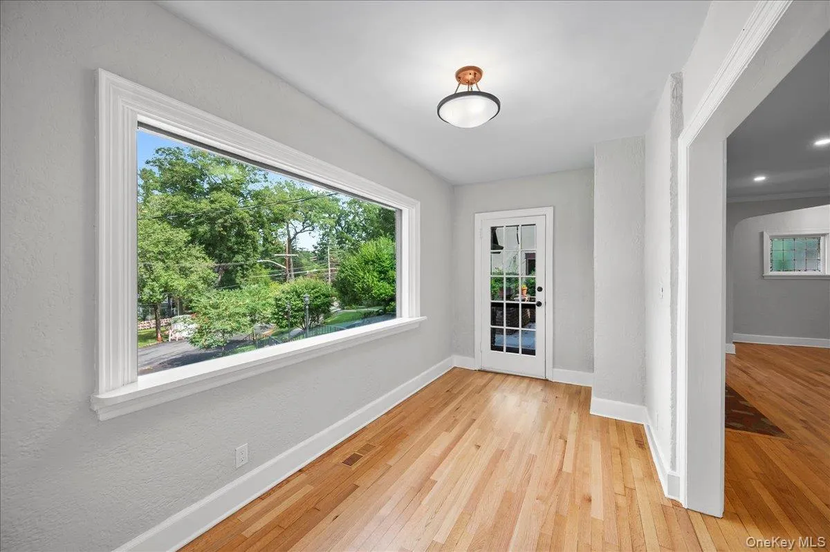3 Walworth Terrace, White Plains, NY, 5 Bedrooms Bedrooms, 9 Rooms Rooms,3 BathroomsBathrooms,Residential,For Rent,Walworth,0,1038144 3 Walworth Terrace, White Plains, NY, 5 Bedrooms Bedrooms, 9 Rooms Rooms,3 BathroomsBathrooms,Residential,For Rent,Walworth,0,1038144
