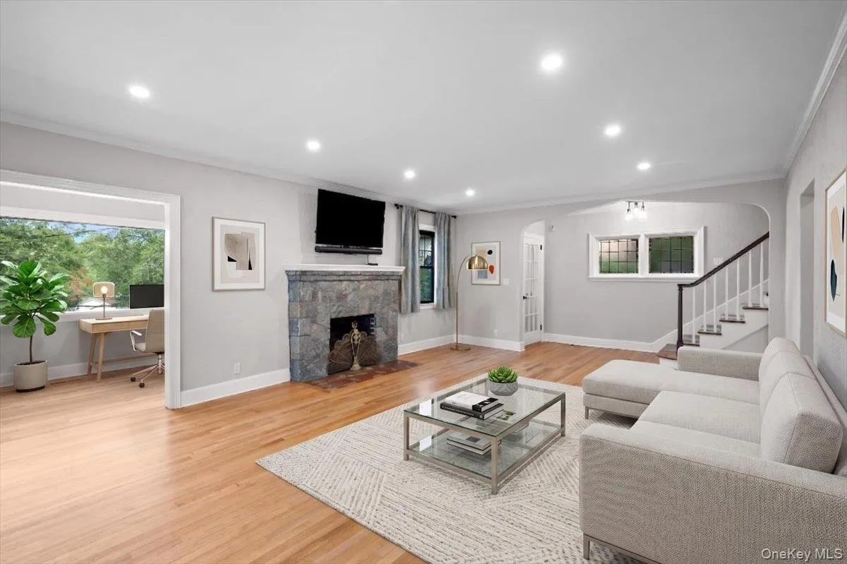 Virtually Staged Living Room and Sun Room Virtually Staged Living Room and Sun Room