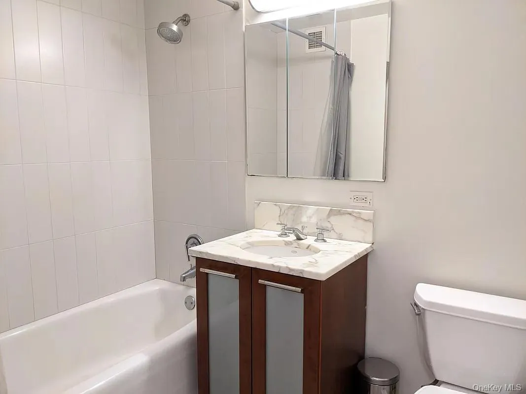 121 23rd Street, New York, NY, 1 Room Rooms,1 BathroomBathrooms,Residential Lease,For Rent,23rd,0,1038148 121 23rd Street, New York, NY, 1 Room Rooms,1 BathroomBathrooms,Residential Lease,For Rent,23rd,0,1038148