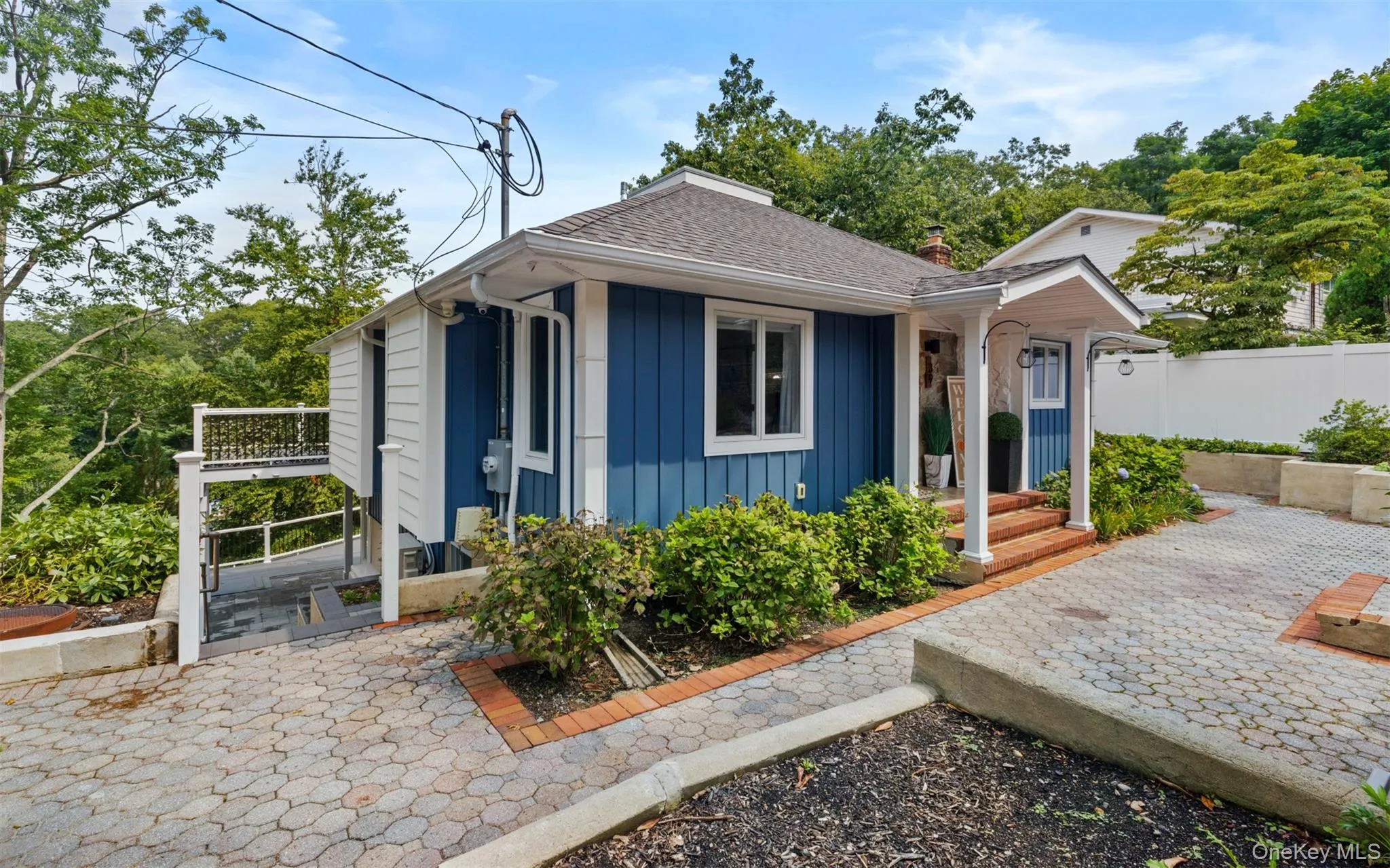 39 Potter Lane, Huntington, NY, 3 Bedrooms Bedrooms, 7 Rooms Rooms,2 BathroomsBathrooms,Residential,For Rent,Potter,0,1038159 39 Potter Lane, Huntington, NY, 3 Bedrooms Bedrooms, 7 Rooms Rooms,2 BathroomsBathrooms,Residential,For Rent,Potter,0,1038159