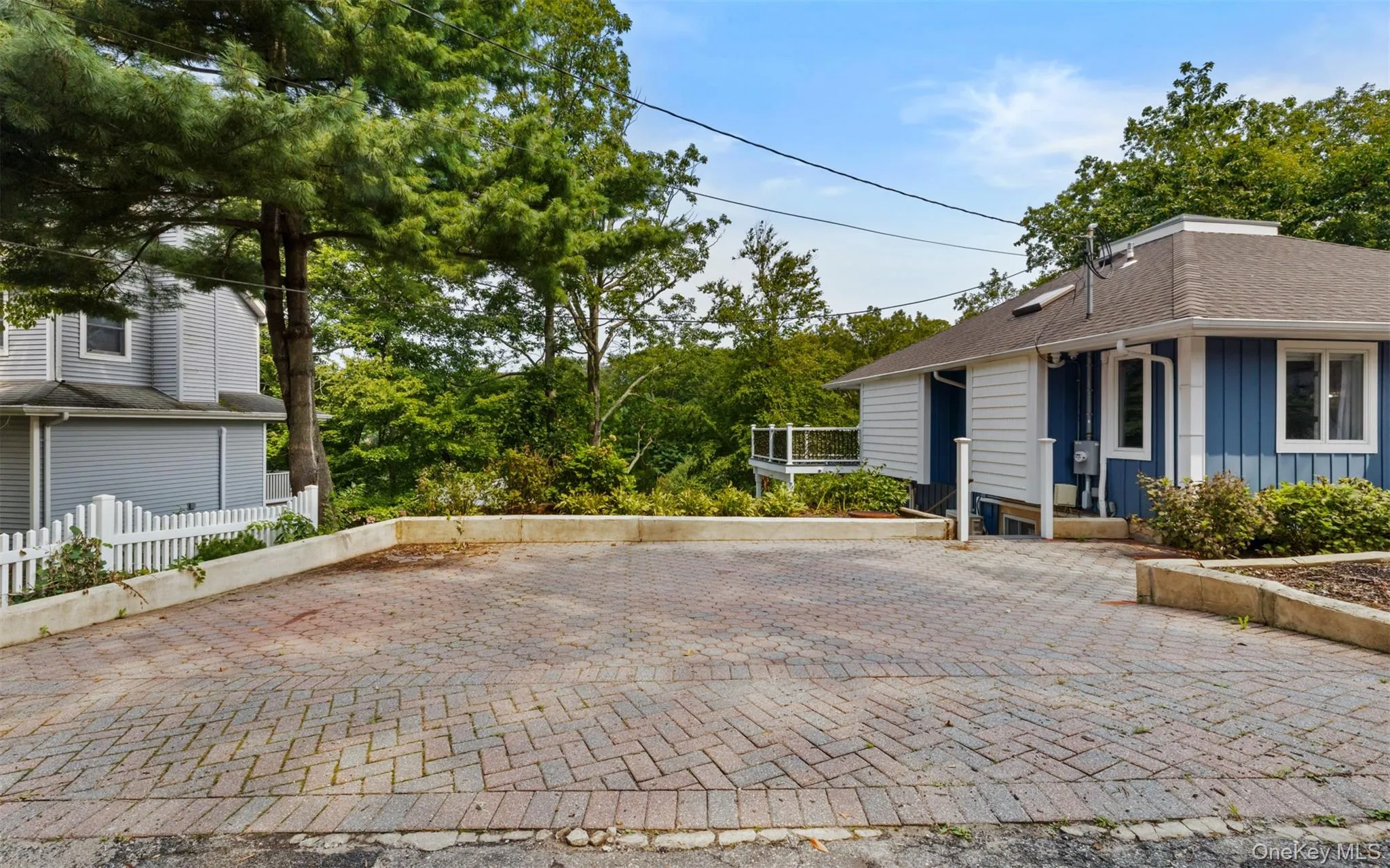 39 Potter Lane, Huntington, NY, 3 Bedrooms Bedrooms, 7 Rooms Rooms,2 BathroomsBathrooms,Residential,For Rent,Potter,0,1038159 39 Potter Lane, Huntington, NY, 3 Bedrooms Bedrooms, 7 Rooms Rooms,2 BathroomsBathrooms,Residential,For Rent,Potter,0,1038159