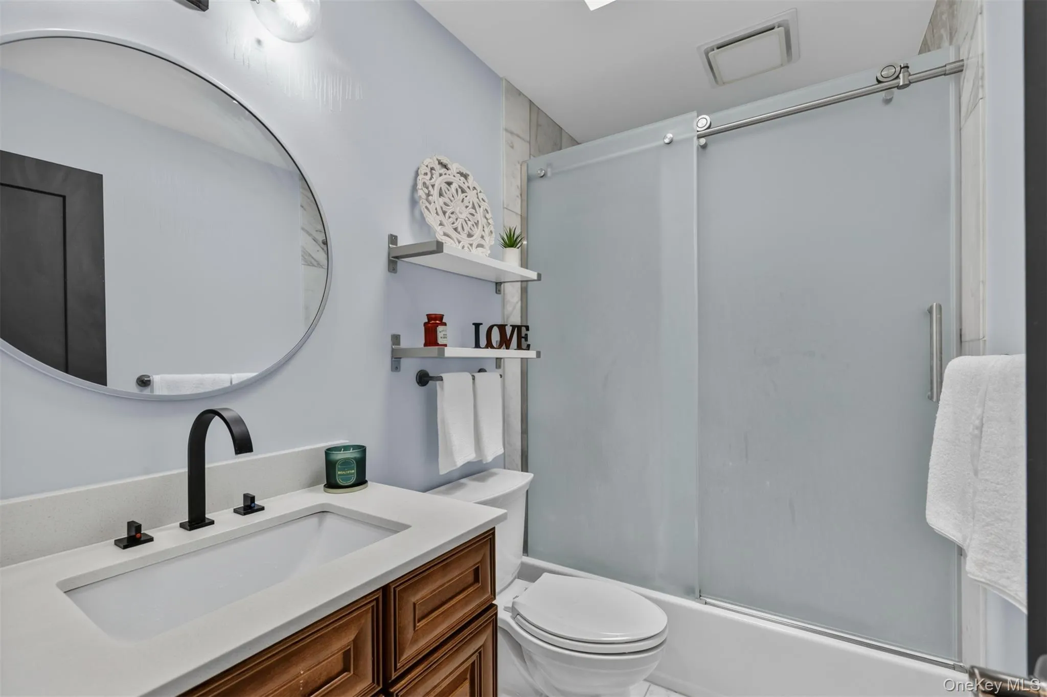 39 Potter Lane, Huntington, NY, 3 Bedrooms Bedrooms, 7 Rooms Rooms,2 BathroomsBathrooms,Residential,For Rent,Potter,0,1038159 39 Potter Lane, Huntington, NY, 3 Bedrooms Bedrooms, 7 Rooms Rooms,2 BathroomsBathrooms,Residential,For Rent,Potter,0,1038159