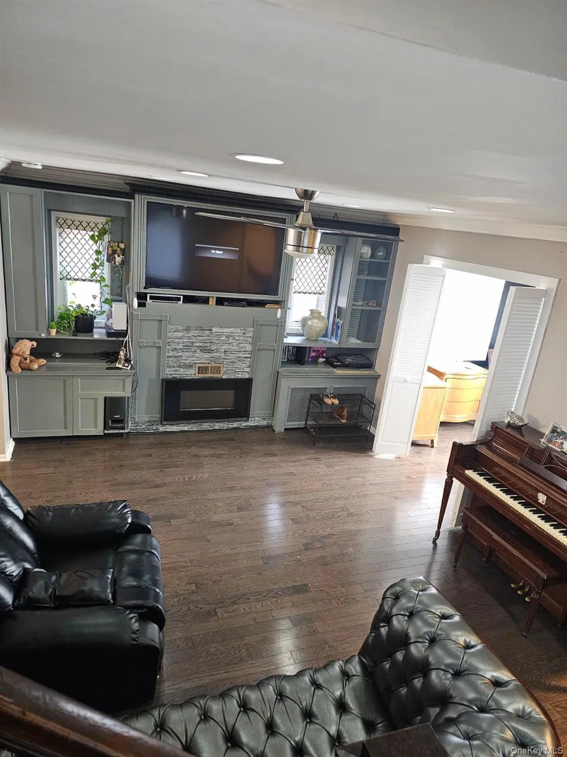127 Amherst Road, Hempstead, NY, 4 Bedrooms Bedrooms, 8 Rooms Rooms,2 BathroomsBathrooms,Residential Lease,For Rent,Amherst,0,1038161 127 Amherst Road, Hempstead, NY, 4 Bedrooms Bedrooms, 8 Rooms Rooms,2 BathroomsBathrooms,Residential Lease,For Rent,Amherst,0,1038161