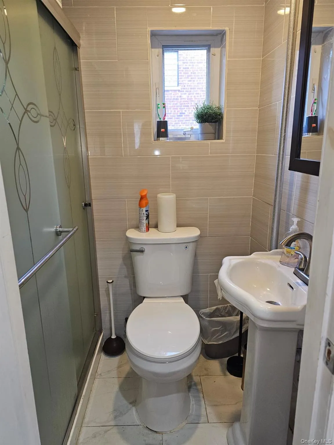 127 Amherst Road, Hempstead, NY, 4 Bedrooms Bedrooms, 8 Rooms Rooms,2 BathroomsBathrooms,Residential Lease,For Rent,Amherst,0,1038161 127 Amherst Road, Hempstead, NY, 4 Bedrooms Bedrooms, 8 Rooms Rooms,2 BathroomsBathrooms,Residential Lease,For Rent,Amherst,0,1038161