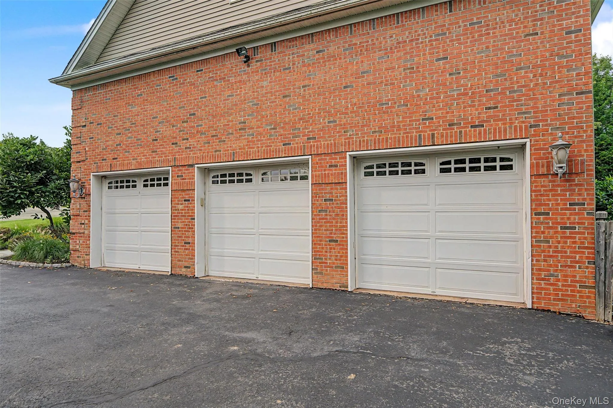 22 Bennington Drive, Woodbury, NY, 5 Bedrooms Bedrooms, 9 Rooms Rooms,2 BathroomsBathrooms,Residential,For Rent,Bennington,0,1038162 22 Bennington Drive, Woodbury, NY, 5 Bedrooms Bedrooms, 9 Rooms Rooms,2 BathroomsBathrooms,Residential,For Rent,Bennington,0,1038162