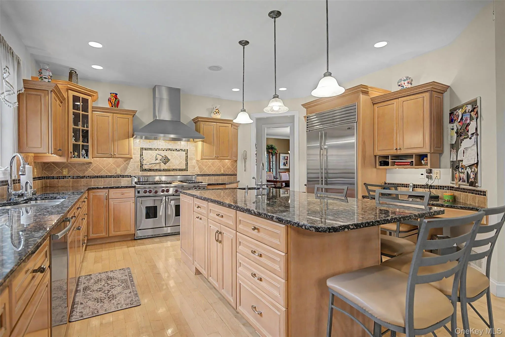 22 Bennington Drive, Woodbury, NY, 5 Bedrooms Bedrooms, 9 Rooms Rooms,2 BathroomsBathrooms,Residential,For Rent,Bennington,0,1038162 22 Bennington Drive, Woodbury, NY, 5 Bedrooms Bedrooms, 9 Rooms Rooms,2 BathroomsBathrooms,Residential,For Rent,Bennington,0,1038162