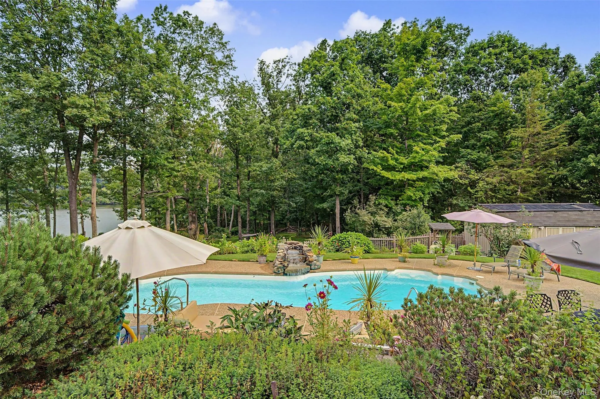 22 Bennington Drive, Woodbury, NY, 5 Bedrooms Bedrooms, 9 Rooms Rooms,2 BathroomsBathrooms,Residential,For Rent,Bennington,0,1038162 22 Bennington Drive, Woodbury, NY, 5 Bedrooms Bedrooms, 9 Rooms Rooms,2 BathroomsBathrooms,Residential,For Rent,Bennington,0,1038162