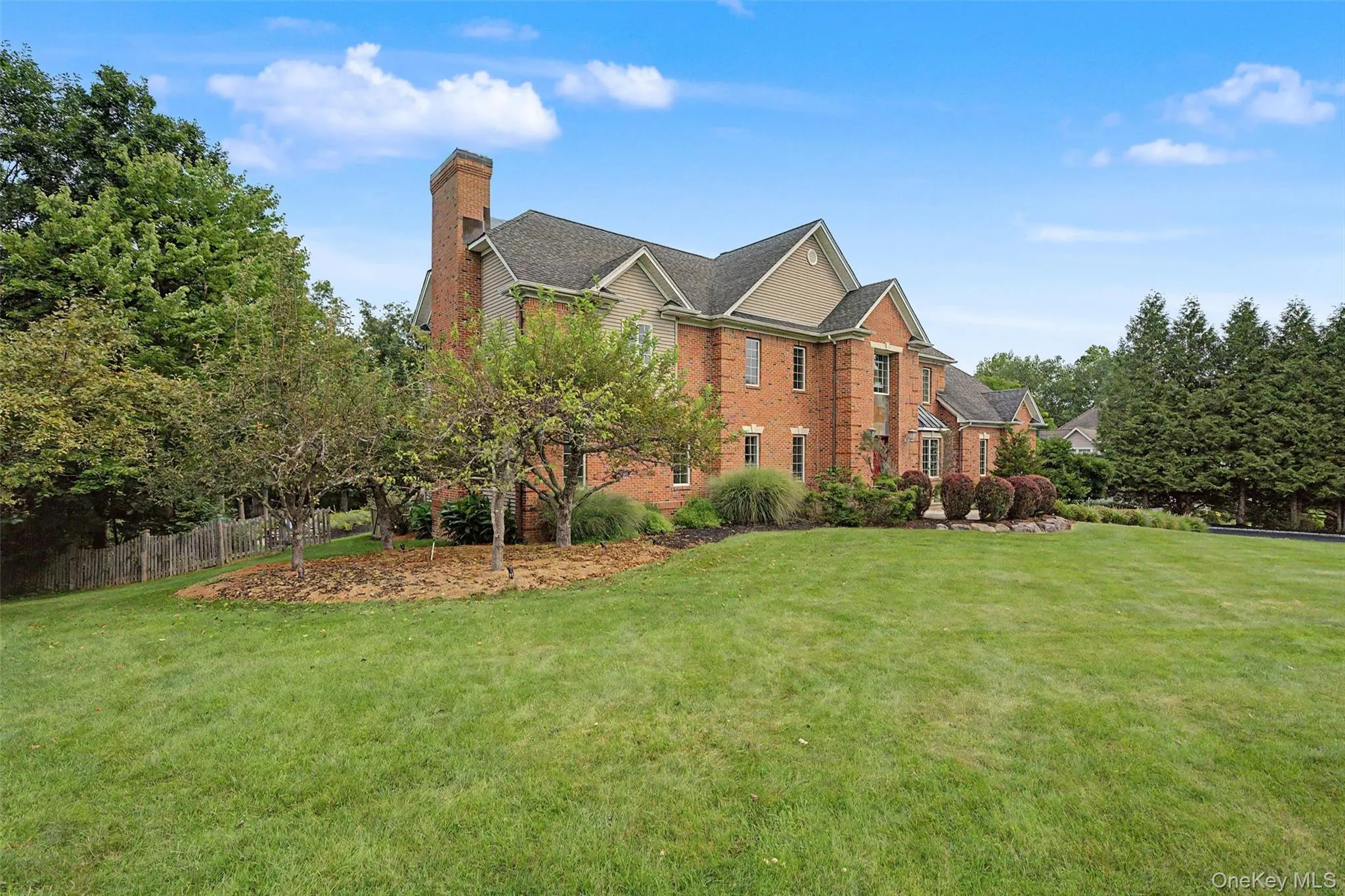 22 Bennington Drive, Woodbury, NY, 5 Bedrooms Bedrooms, 9 Rooms Rooms,2 BathroomsBathrooms,Residential,For Rent,Bennington,0,1038162 22 Bennington Drive, Woodbury, NY, 5 Bedrooms Bedrooms, 9 Rooms Rooms,2 BathroomsBathrooms,Residential,For Rent,Bennington,0,1038162