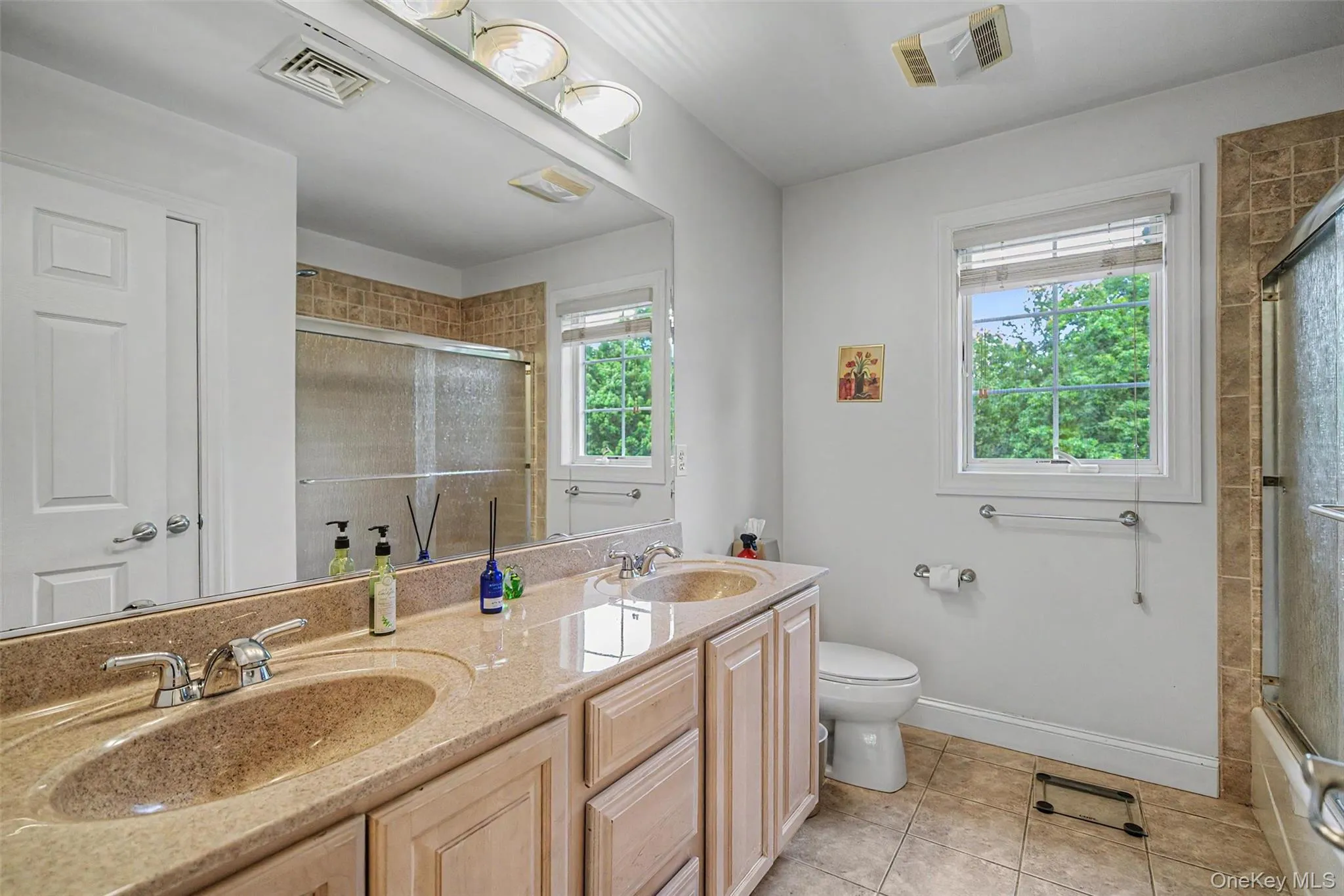 22 Bennington Drive, Woodbury, NY, 5 Bedrooms Bedrooms, 9 Rooms Rooms,2 BathroomsBathrooms,Residential,For Rent,Bennington,0,1038162 22 Bennington Drive, Woodbury, NY, 5 Bedrooms Bedrooms, 9 Rooms Rooms,2 BathroomsBathrooms,Residential,For Rent,Bennington,0,1038162