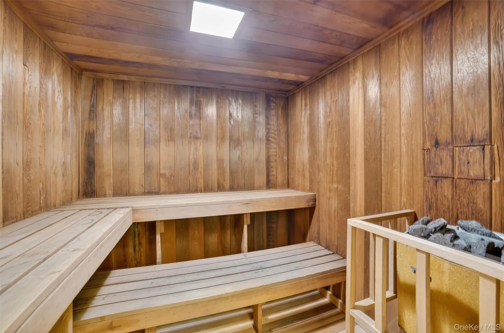 1376 Midland Avenue, Yonkers, NY, 2 Bedrooms Bedrooms, 5 Rooms Rooms,2 BathroomsBathrooms,Residential,For Rent,Midland,0,1038163 1376 Midland Avenue, Yonkers, NY, 2 Bedrooms Bedrooms, 5 Rooms Rooms,2 BathroomsBathrooms,Residential,For Rent,Midland,0,1038163