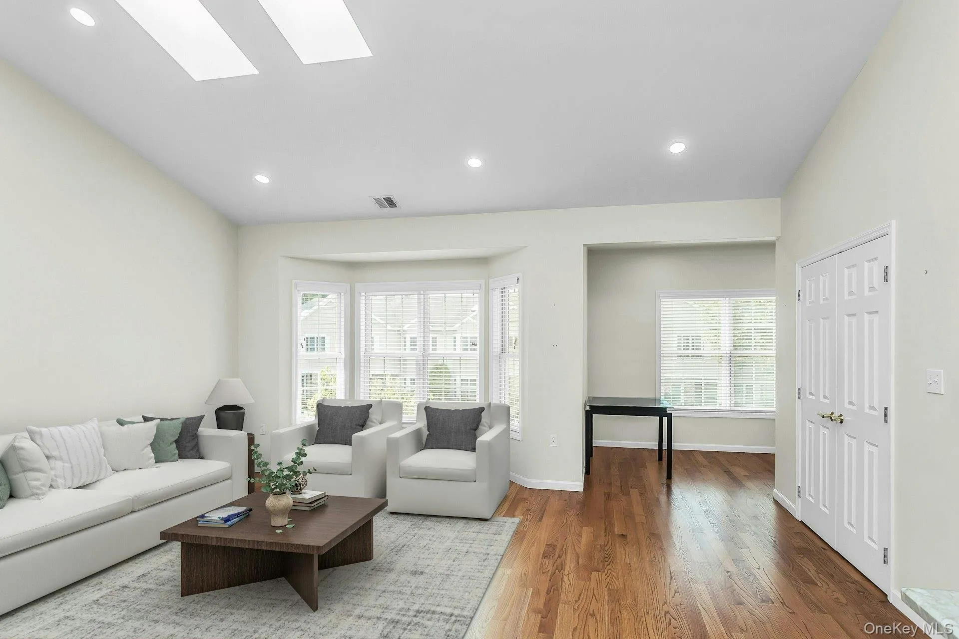 74 Miro Place, North Hempstead, NY, 2 Bedrooms Bedrooms, 5 Rooms Rooms,2 BathroomsBathrooms,Residential,For Rent,Miro,0,1038165 74 Miro Place, North Hempstead, NY, 2 Bedrooms Bedrooms, 5 Rooms Rooms,2 BathroomsBathrooms,Residential,For Rent,Miro,0,1038165