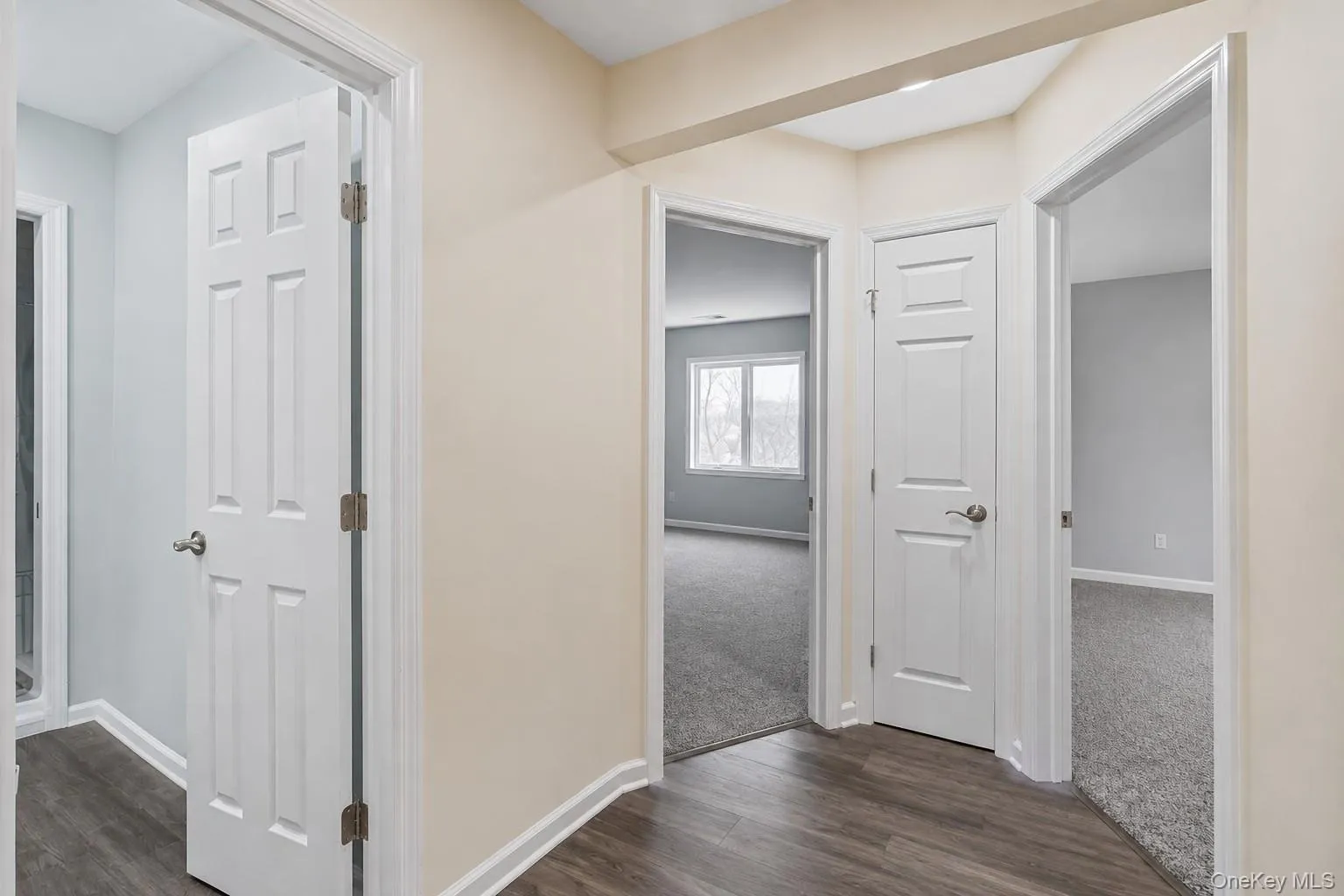 150 Pointe Circle N., Brookhaven, NY, 2 Bedrooms Bedrooms, 5 Rooms Rooms,1 BathroomBathrooms,Residential Lease,For Rent,Pointe Circle N.,0,1038169 150 Pointe Circle N., Brookhaven, NY, 2 Bedrooms Bedrooms, 5 Rooms Rooms,1 BathroomBathrooms,Residential Lease,For Rent,Pointe Circle N.,0,1038169