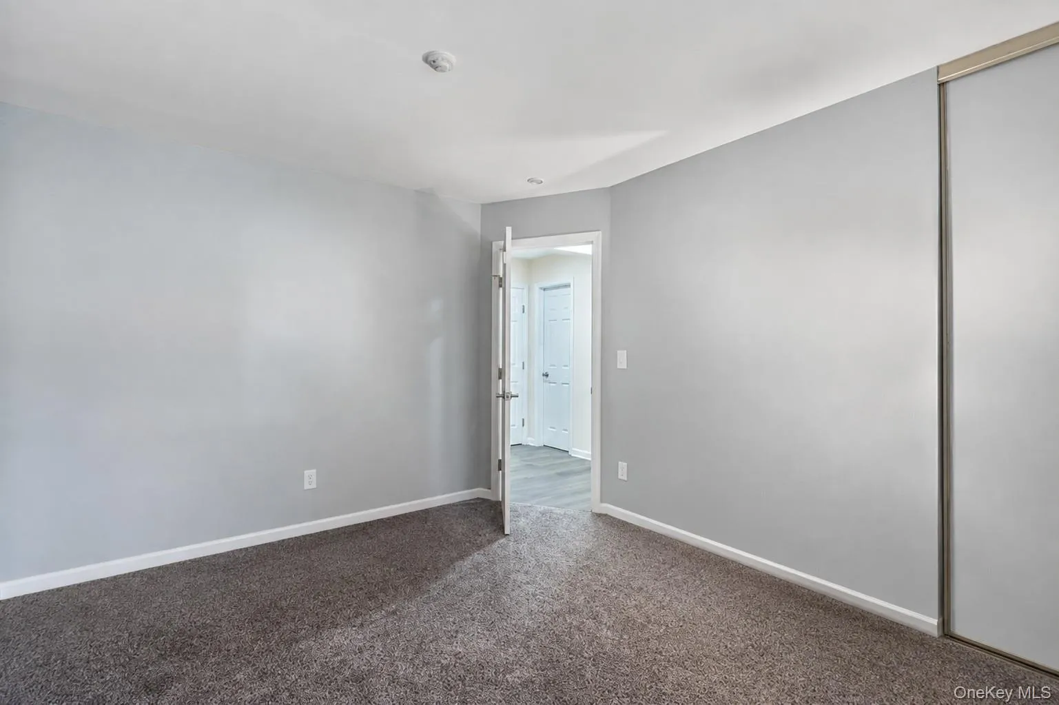 150 Pointe Circle N., Brookhaven, NY, 2 Bedrooms Bedrooms, 5 Rooms Rooms,1 BathroomBathrooms,Residential Lease,For Rent,Pointe Circle N.,0,1038169 150 Pointe Circle N., Brookhaven, NY, 2 Bedrooms Bedrooms, 5 Rooms Rooms,1 BathroomBathrooms,Residential Lease,For Rent,Pointe Circle N.,0,1038169