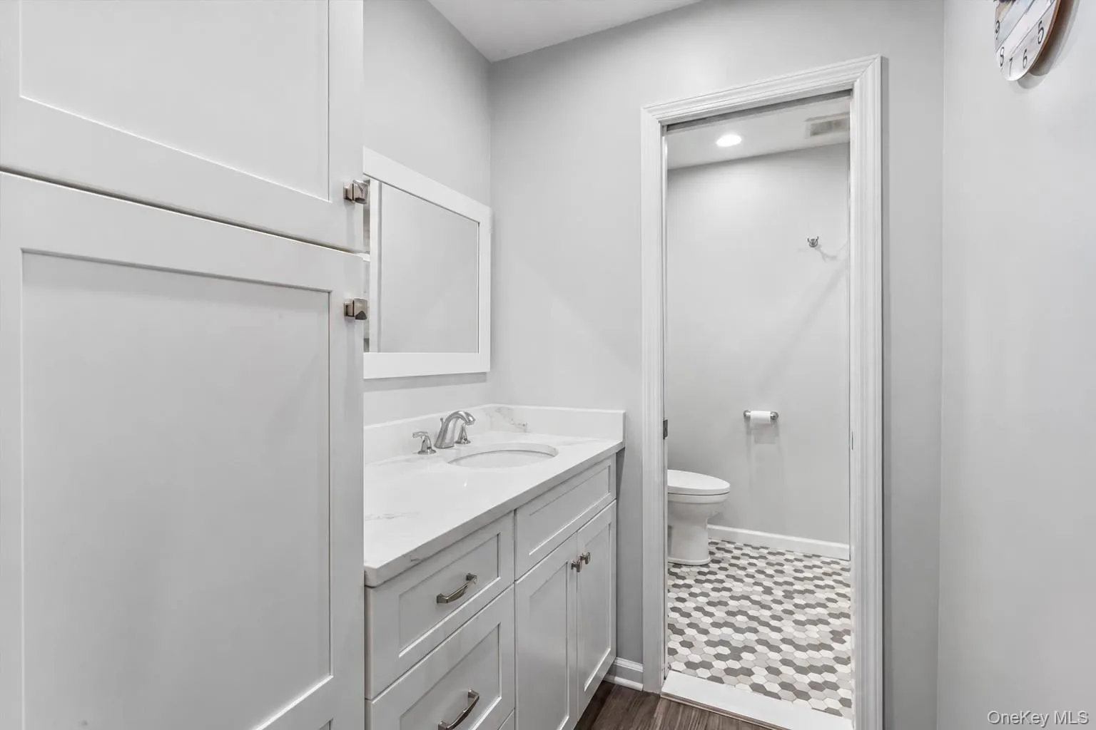 150 Pointe Circle N., Brookhaven, NY, 2 Bedrooms Bedrooms, 5 Rooms Rooms,1 BathroomBathrooms,Residential Lease,For Rent,Pointe Circle N.,0,1038169 150 Pointe Circle N., Brookhaven, NY, 2 Bedrooms Bedrooms, 5 Rooms Rooms,1 BathroomBathrooms,Residential Lease,For Rent,Pointe Circle N.,0,1038169