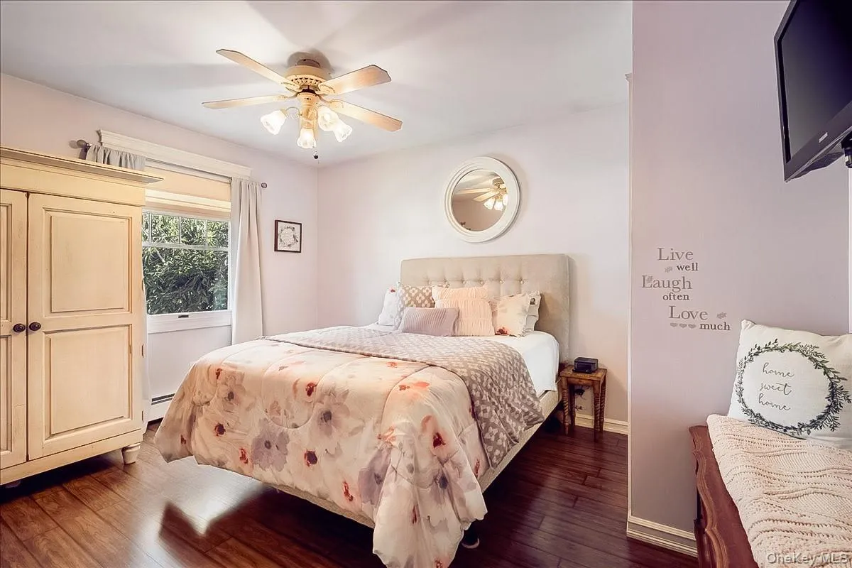 46 Berkshire Road, Islip, NY, 4 Bedrooms Bedrooms, 10 Rooms Rooms,1 BathroomBathrooms,Residential,For Rent,Berkshire,0,1038172 46 Berkshire Road, Islip, NY, 4 Bedrooms Bedrooms, 10 Rooms Rooms,1 BathroomBathrooms,Residential,For Rent,Berkshire,0,1038172