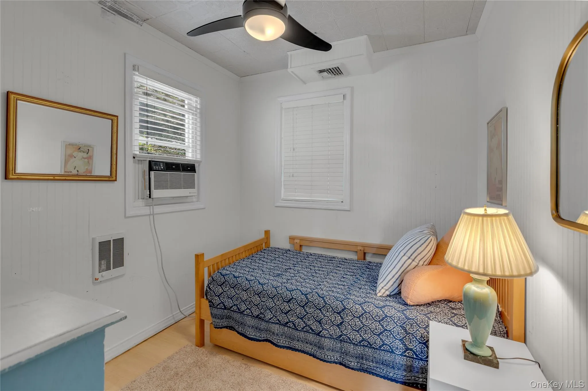 10 Mineola Court, Southampton, NY, 2 Bedrooms Bedrooms, 5 Rooms Rooms,1 BathroomBathrooms,Residential,For Rent,Mineola,0,1038174 10 Mineola Court, Southampton, NY, 2 Bedrooms Bedrooms, 5 Rooms Rooms,1 BathroomBathrooms,Residential,For Rent,Mineola,0,1038174