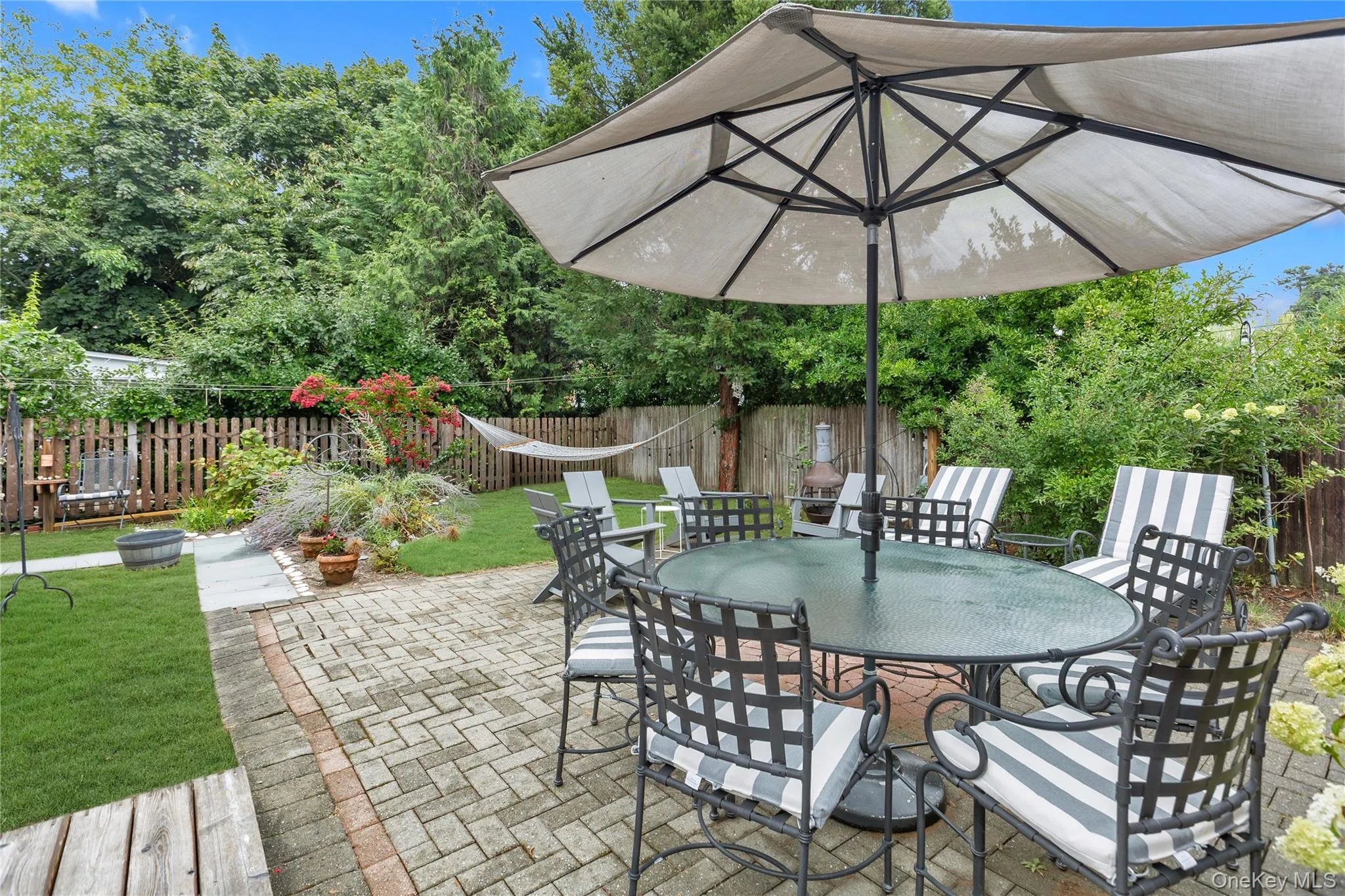 10 Mineola Court, Southampton, NY, 2 Bedrooms Bedrooms, 5 Rooms Rooms,1 BathroomBathrooms,Residential,For Rent,Mineola,0,1038174 10 Mineola Court, Southampton, NY, 2 Bedrooms Bedrooms, 5 Rooms Rooms,1 BathroomBathrooms,Residential,For Rent,Mineola,0,1038174