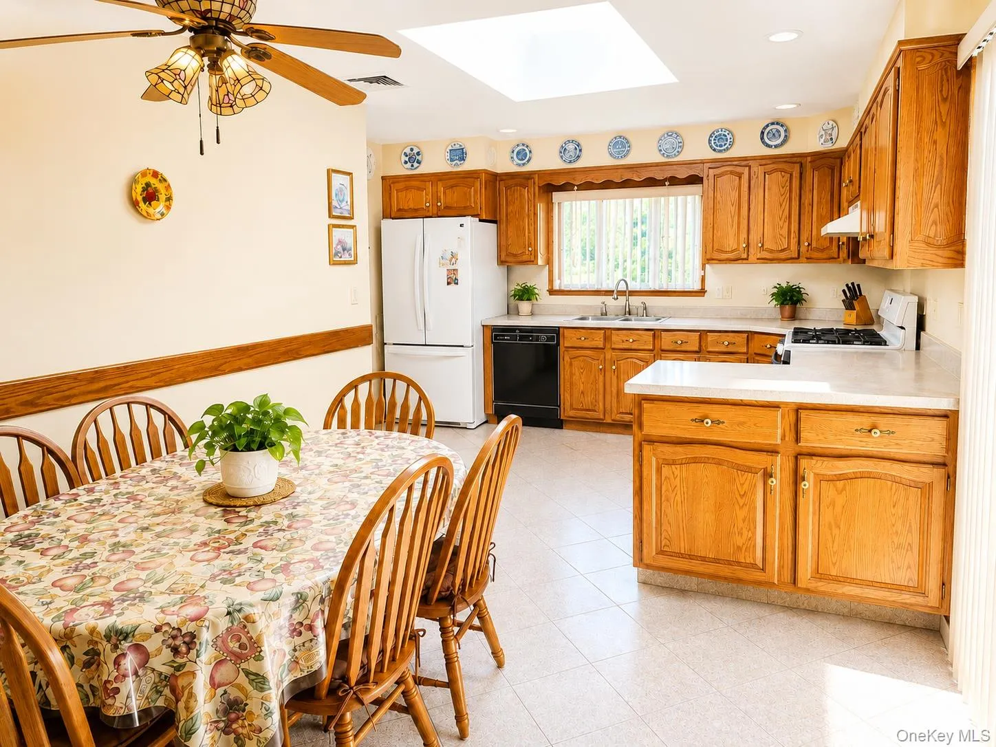 67 King Road, Brookhaven, NY, 3 Bedrooms Bedrooms, 9 Rooms Rooms,1 BathroomBathrooms,Residential,For Rent,King,0,1038176 67 King Road, Brookhaven, NY, 3 Bedrooms Bedrooms, 9 Rooms Rooms,1 BathroomBathrooms,Residential,For Rent,King,0,1038176