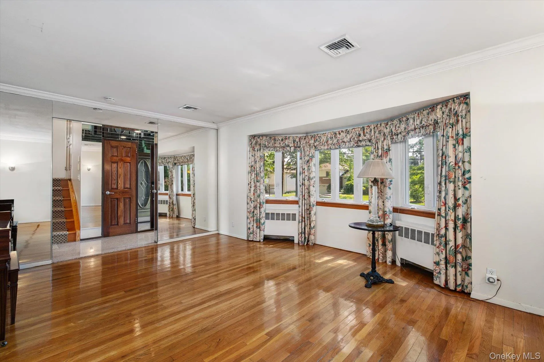 131 Stratford, North Hempstead, NY, 3 Bedrooms Bedrooms, 9 Rooms Rooms,2 BathroomsBathrooms,Residential,For Rent,Stratford,0,1038179 131 Stratford, North Hempstead, NY, 3 Bedrooms Bedrooms, 9 Rooms Rooms,2 BathroomsBathrooms,Residential,For Rent,Stratford,0,1038179