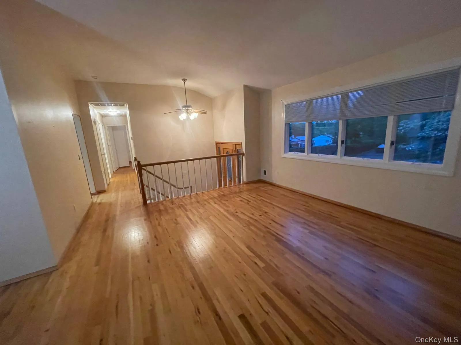 18 Greenwich Road, Smithtown, NY, 4 Bedrooms Bedrooms, 11 Rooms Rooms,1 BathroomBathrooms,Residential Lease,For Rent,Greenwich,0,1038181 18 Greenwich Road, Smithtown, NY, 4 Bedrooms Bedrooms, 11 Rooms Rooms,1 BathroomBathrooms,Residential Lease,For Rent,Greenwich,0,1038181