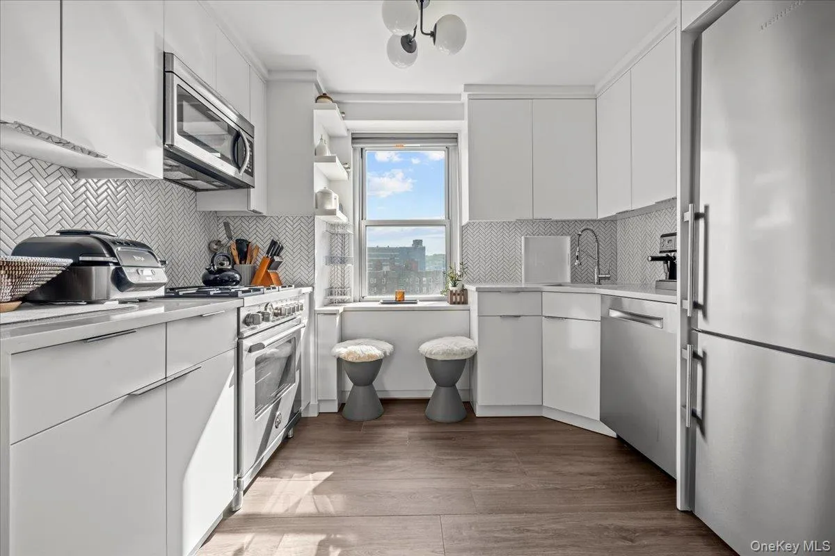 555 Kappock Street, New York, NY, 1 Bedroom Bedrooms, 4 Rooms Rooms,1 BathroomBathrooms,Residential,For Rent,Kappock,0,1038182 555 Kappock Street, New York, NY, 1 Bedroom Bedrooms, 4 Rooms Rooms,1 BathroomBathrooms,Residential,For Rent,Kappock,0,1038182