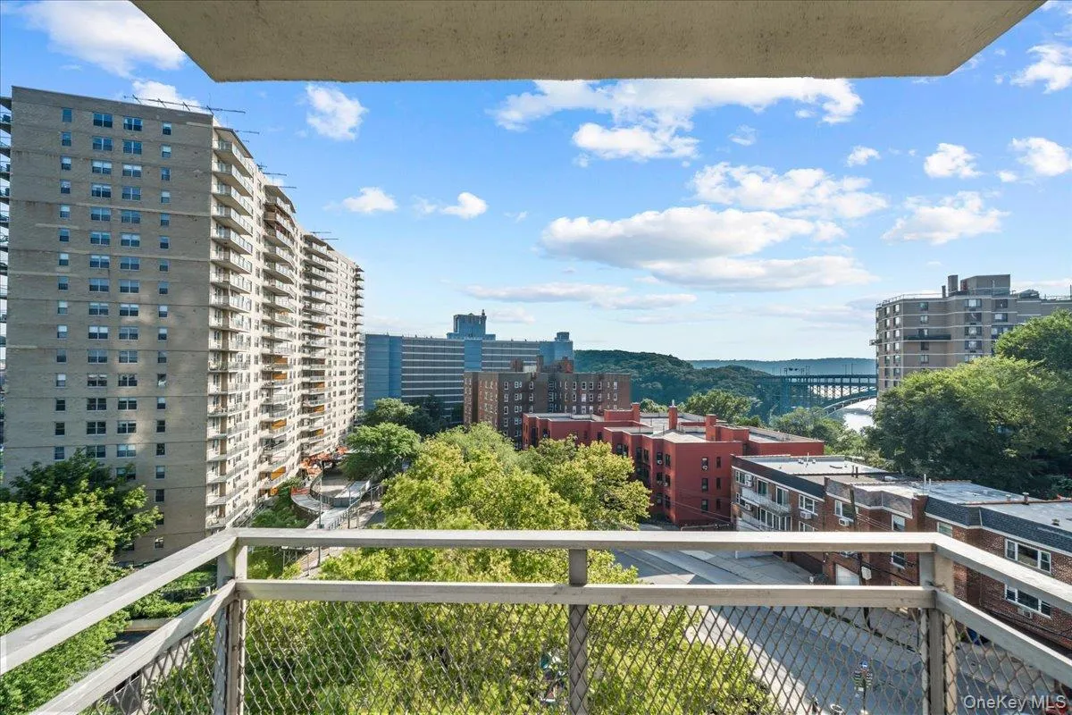 555 Kappock Street, New York, NY, 1 Bedroom Bedrooms, 4 Rooms Rooms,1 BathroomBathrooms,Residential,For Rent,Kappock,0,1038182 555 Kappock Street, New York, NY, 1 Bedroom Bedrooms, 4 Rooms Rooms,1 BathroomBathrooms,Residential,For Rent,Kappock,0,1038182