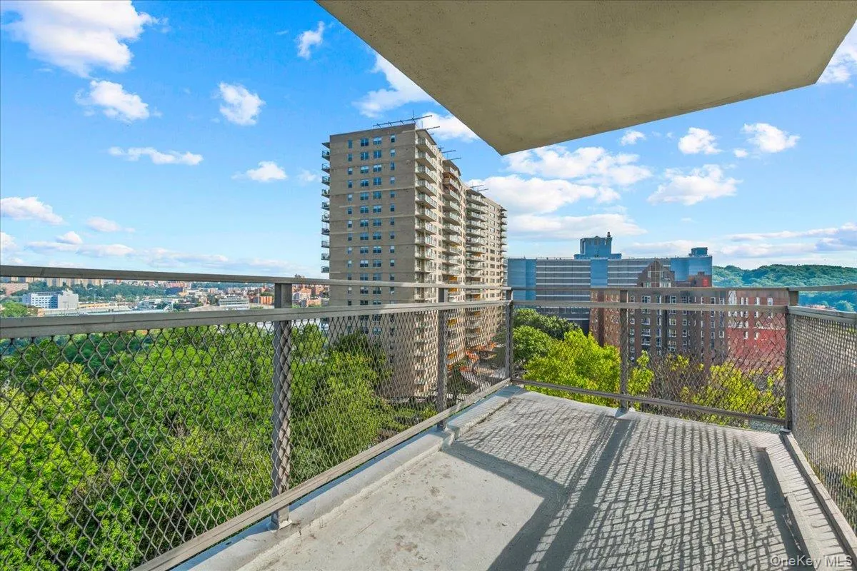 555 Kappock Street, New York, NY, 1 Bedroom Bedrooms, 4 Rooms Rooms,1 BathroomBathrooms,Residential,For Rent,Kappock,0,1038182 555 Kappock Street, New York, NY, 1 Bedroom Bedrooms, 4 Rooms Rooms,1 BathroomBathrooms,Residential,For Rent,Kappock,0,1038182