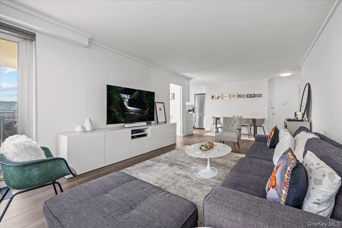 555 Kappock Street, New York, NY, 1 Bedroom Bedrooms, 4 Rooms Rooms,1 BathroomBathrooms,Residential,For Rent,Kappock,0,1038182 555 Kappock Street, New York, NY, 1 Bedroom Bedrooms, 4 Rooms Rooms,1 BathroomBathrooms,Residential,For Rent,Kappock,0,1038182