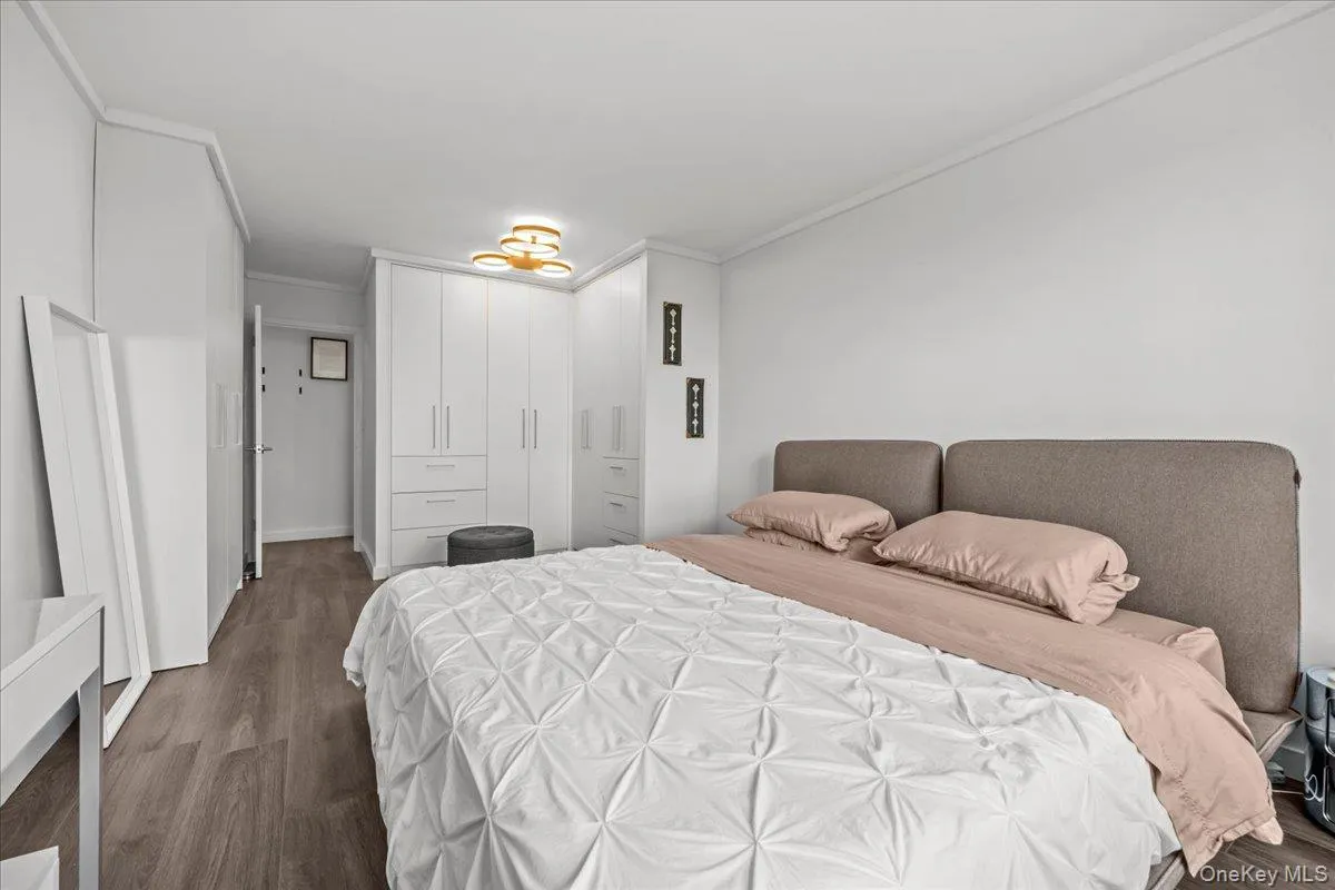 555 Kappock Street, New York, NY, 1 Bedroom Bedrooms, 4 Rooms Rooms,1 BathroomBathrooms,Residential,For Rent,Kappock,0,1038182 555 Kappock Street, New York, NY, 1 Bedroom Bedrooms, 4 Rooms Rooms,1 BathroomBathrooms,Residential,For Rent,Kappock,0,1038182