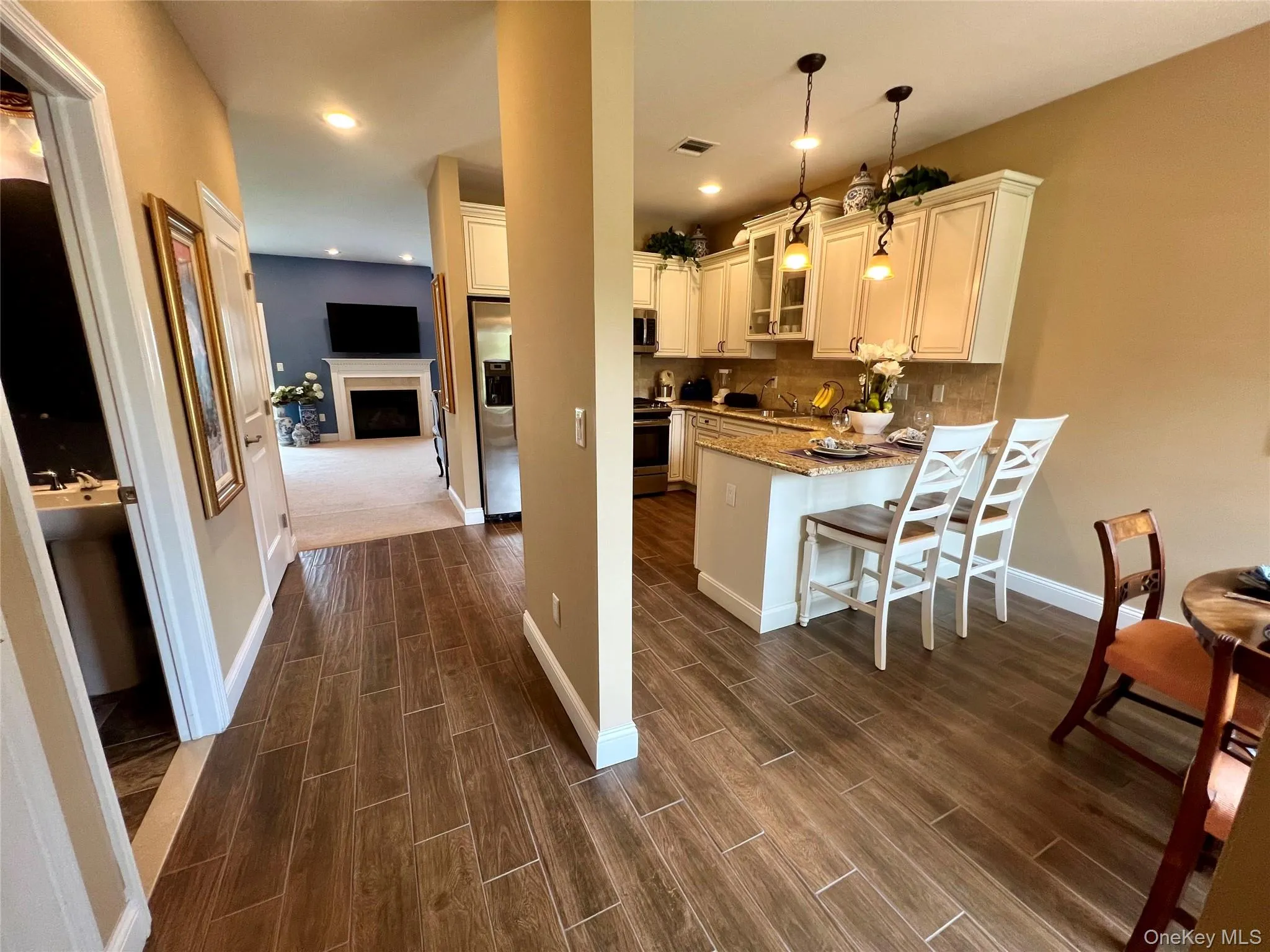 11 Willow Terrace, Brookhaven, NY, 3 Bedrooms Bedrooms, 7 Rooms Rooms,2 BathroomsBathrooms,Residential,For Rent,Willow,0,1038184 11 Willow Terrace, Brookhaven, NY, 3 Bedrooms Bedrooms, 7 Rooms Rooms,2 BathroomsBathrooms,Residential,For Rent,Willow,0,1038184