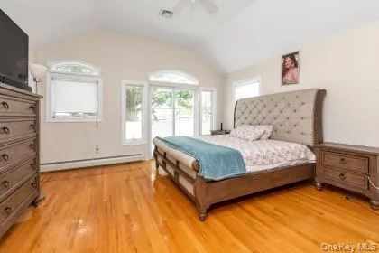 14 4th Street, North Hempstead, NY, 3 Bedrooms Bedrooms, 7 Rooms Rooms,2 BathroomsBathrooms,Residential,For Rent,4th,0,1038186 14 4th Street, North Hempstead, NY, 3 Bedrooms Bedrooms, 7 Rooms Rooms,2 BathroomsBathrooms,Residential,For Rent,4th,0,1038186